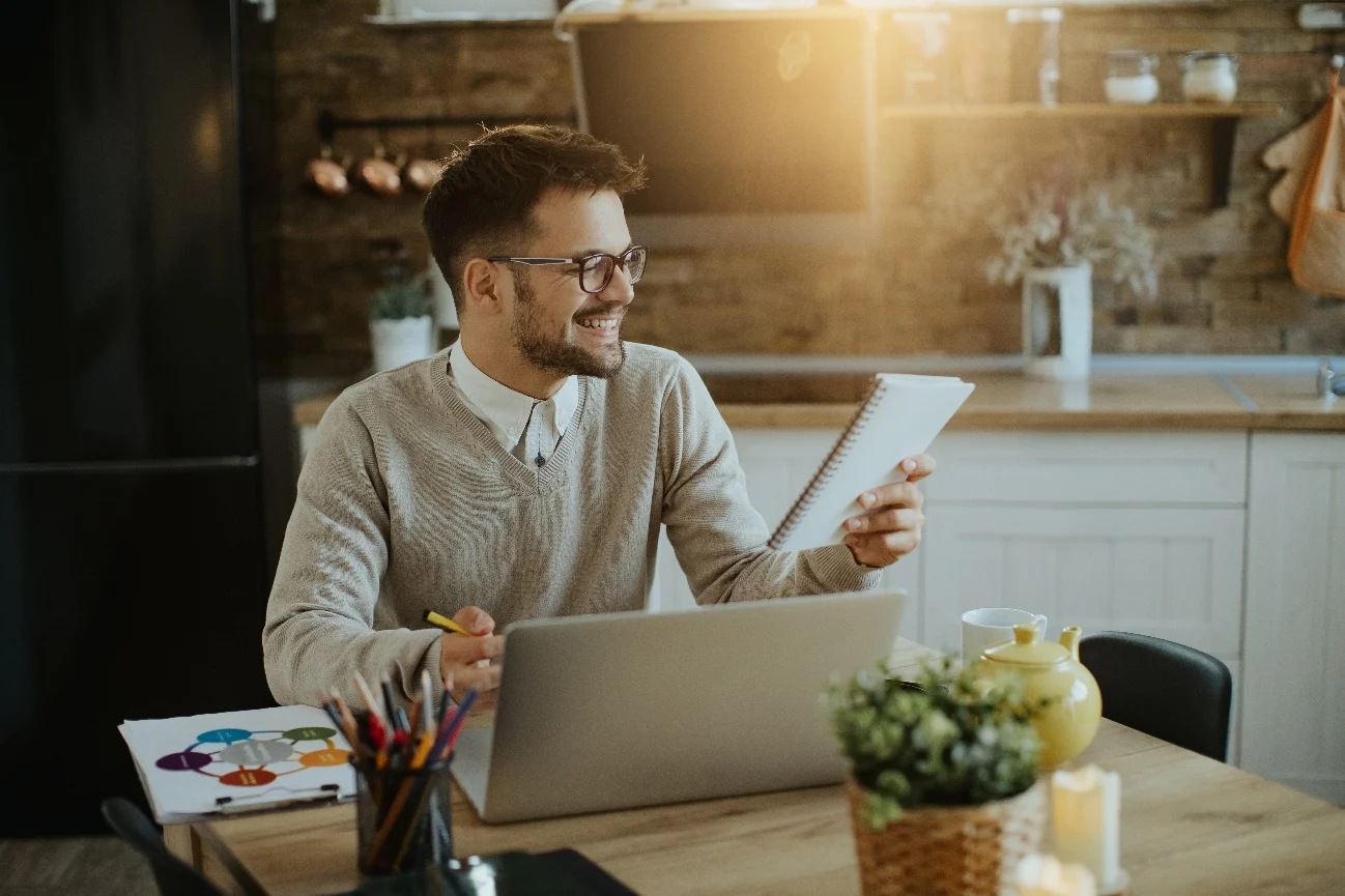 3 Franquias Home Office Baratas e Lucrativas para Empreender