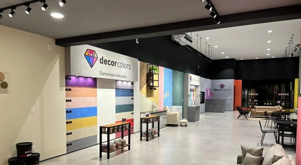 Franquia Decor Colors: vale a pena investir?